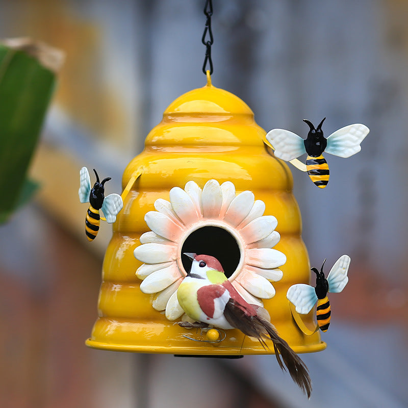 A bee theme birdhouse